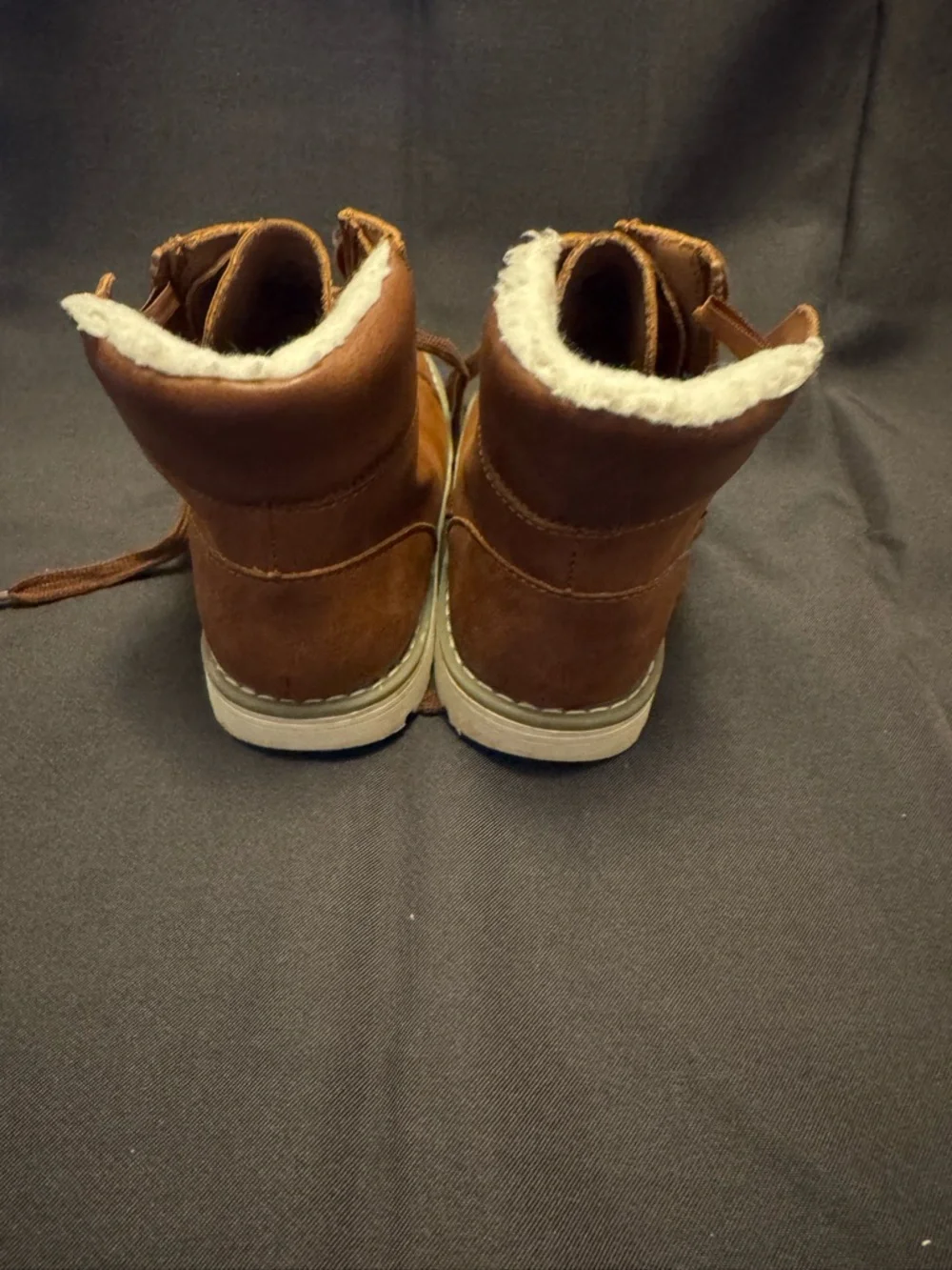 EUC- Toddler Boys Old Navy Brown Boots size 11 - Picture 9 of 12
